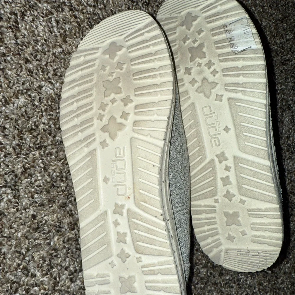 Hey Dude White and‎ Gray Patterned Shoes